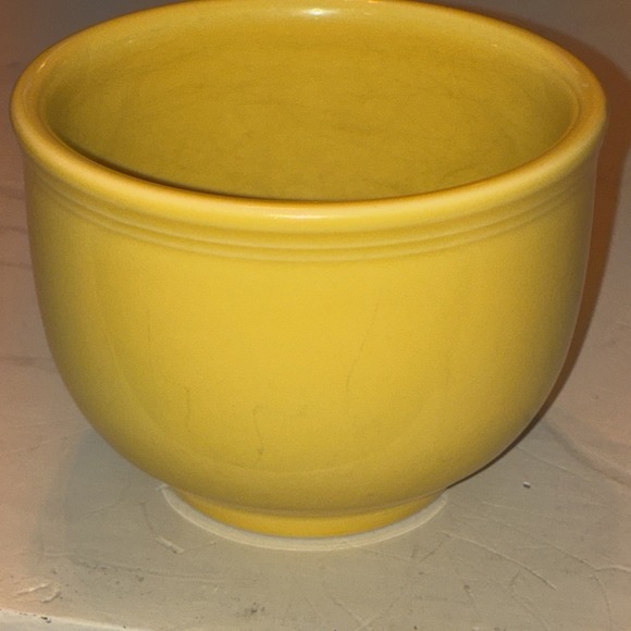 FiestaWare CHILI BOWL - 4.5" x 3.5" BRIGHT YELLOW - Picture 2 of 9